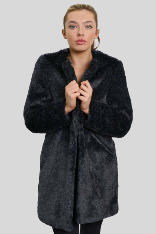Classic Faux Fur Collar Coat – Jackets & Coats by Lumiark