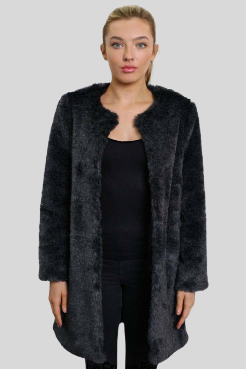 Classic Faux Fur Collar Coat – Jackets & Coats by Lumiark