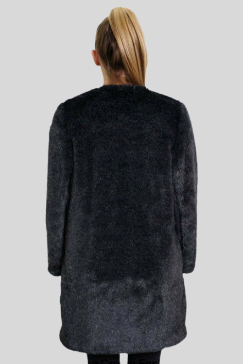 Classic Faux Fur Collar Coat – Jackets & Coats by Lumiark