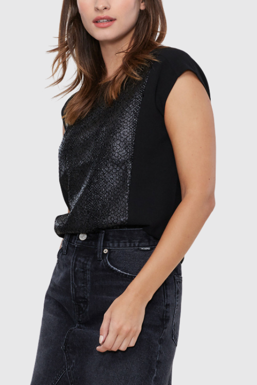 Sleeveless Snake Print Cap Top