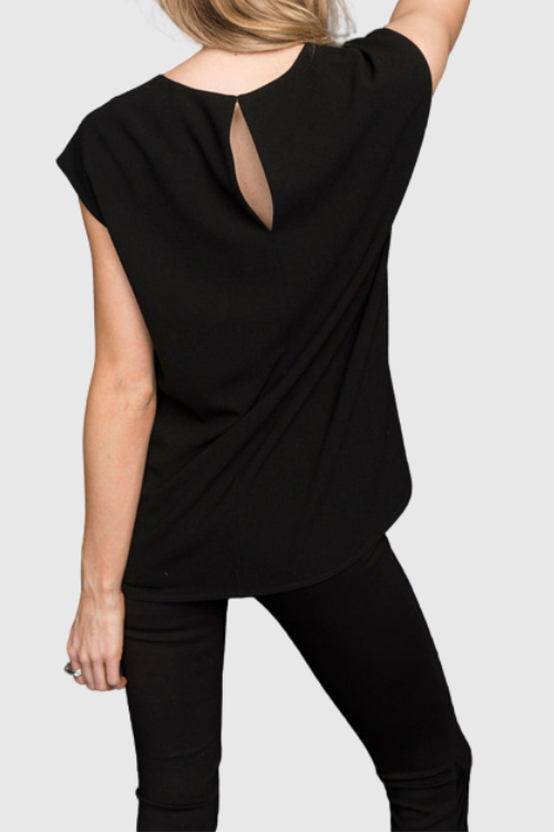 Sleeveless Snake Print Cap Top