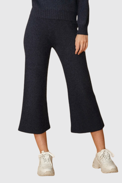Ribbed High-Waisted Crop Pants