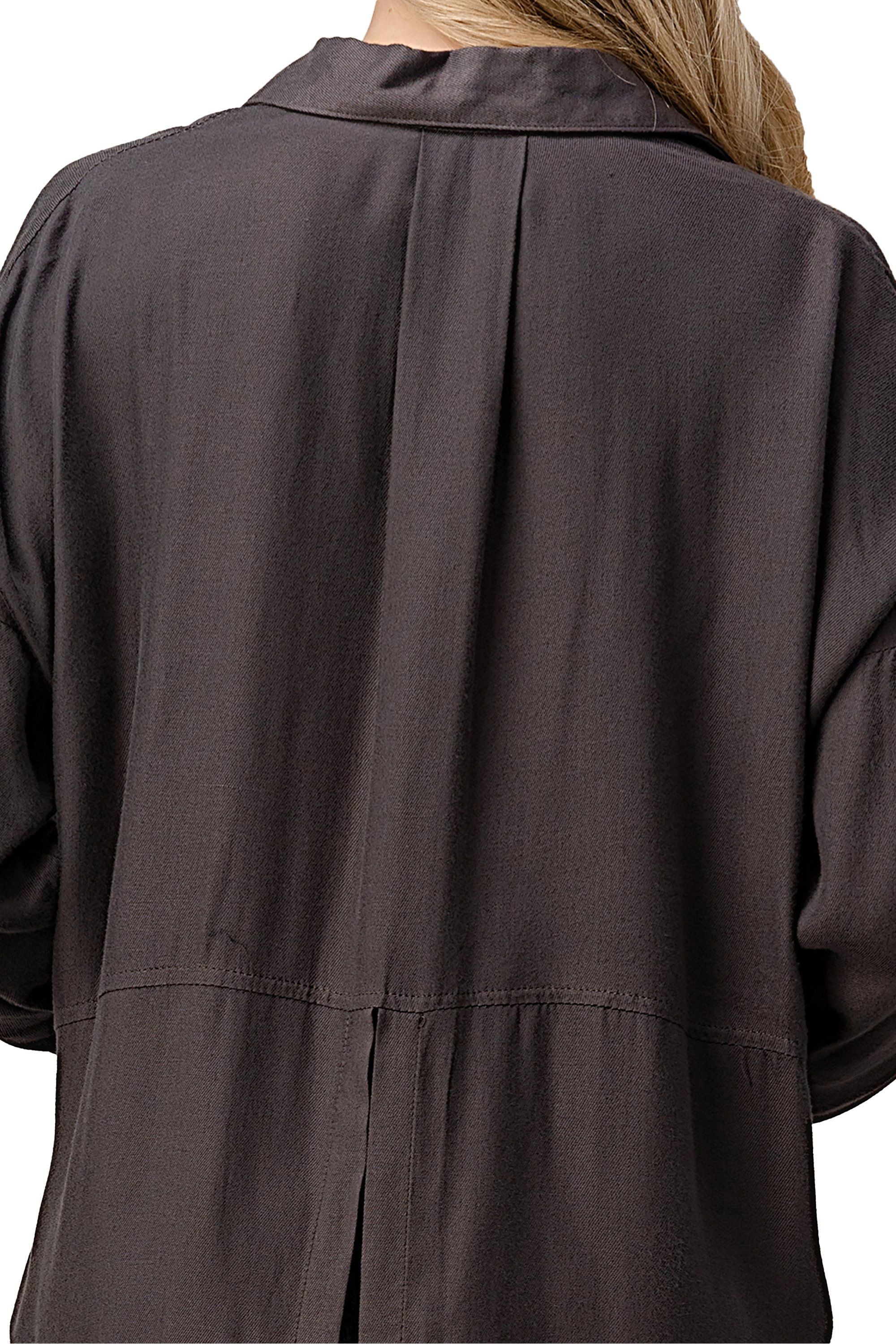 Oversized Button-Up Shirt with Pockets – Women's Clothing by Lumiark